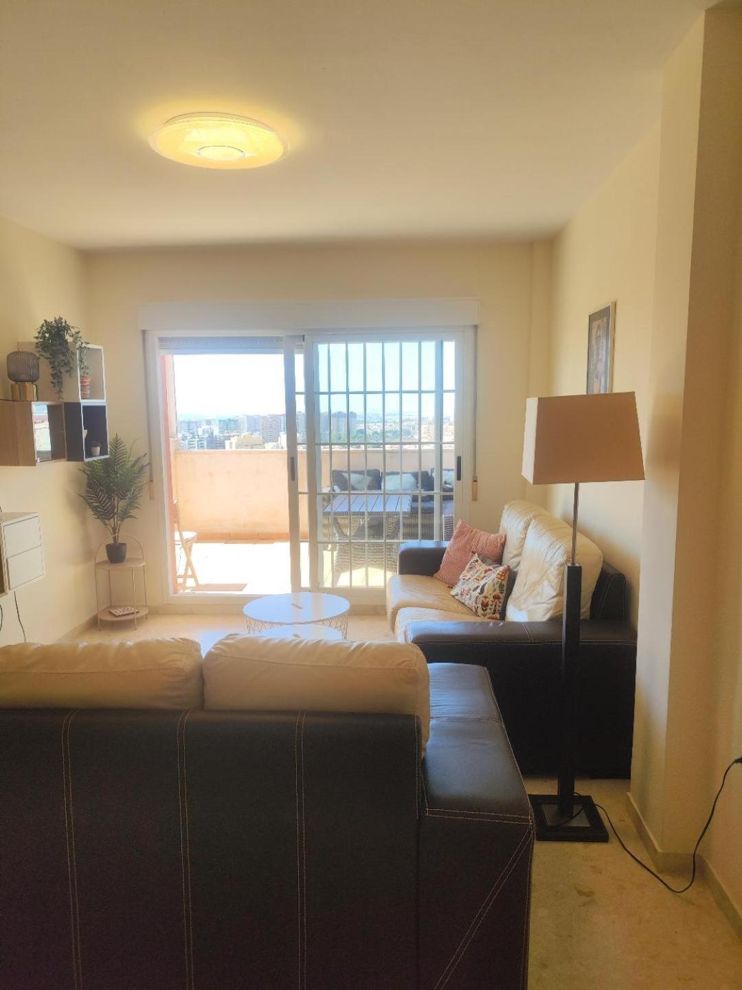 Apartment Charming Three Bedrooms With Seaview *